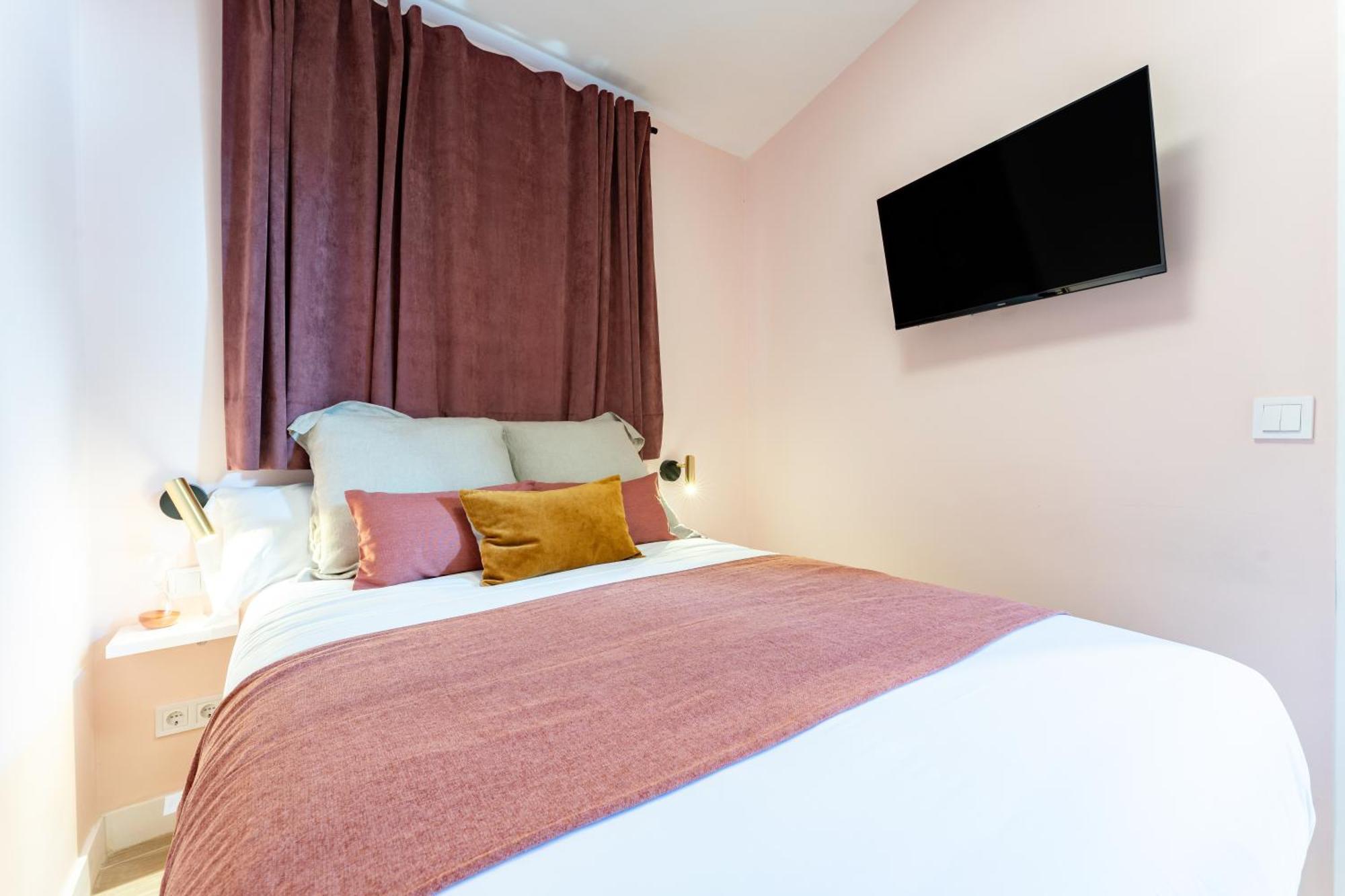 Bazan City Center Apartment Malaga Exterior photo