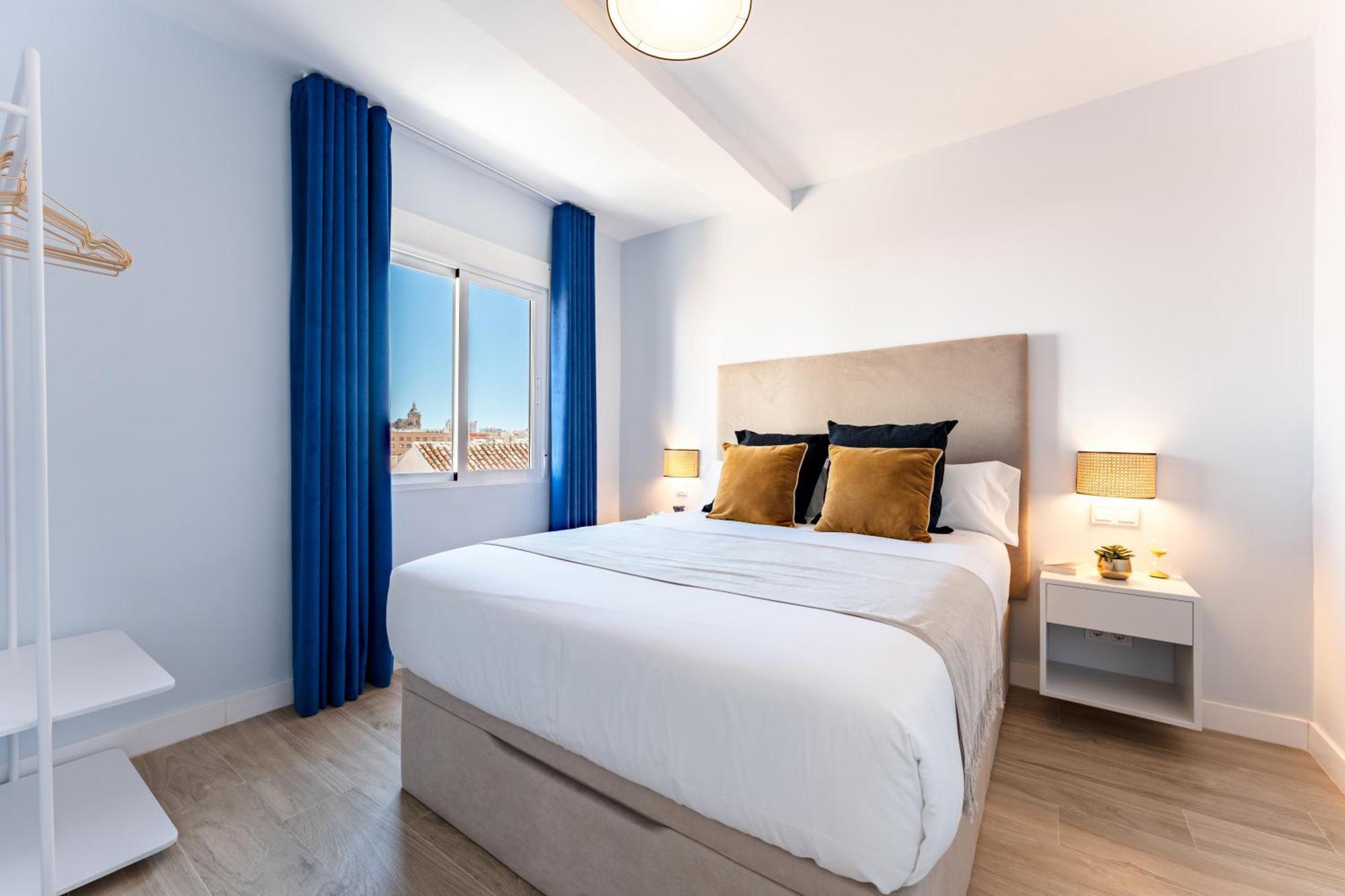 Bazan City Center Apartment Malaga Exterior photo